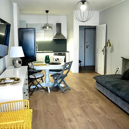 Soleil Expozita Old Town Apartment
